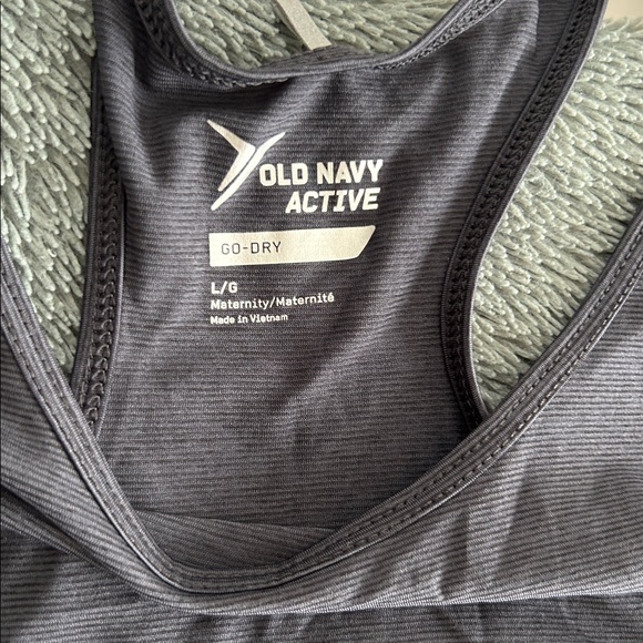Old Navy Active Go-Dry Maternity Charcoal Tank Top - Picture 2 of 4